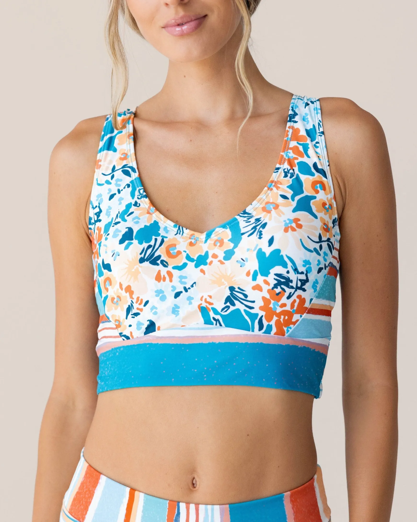 Arches Underwire V-Neck Crop