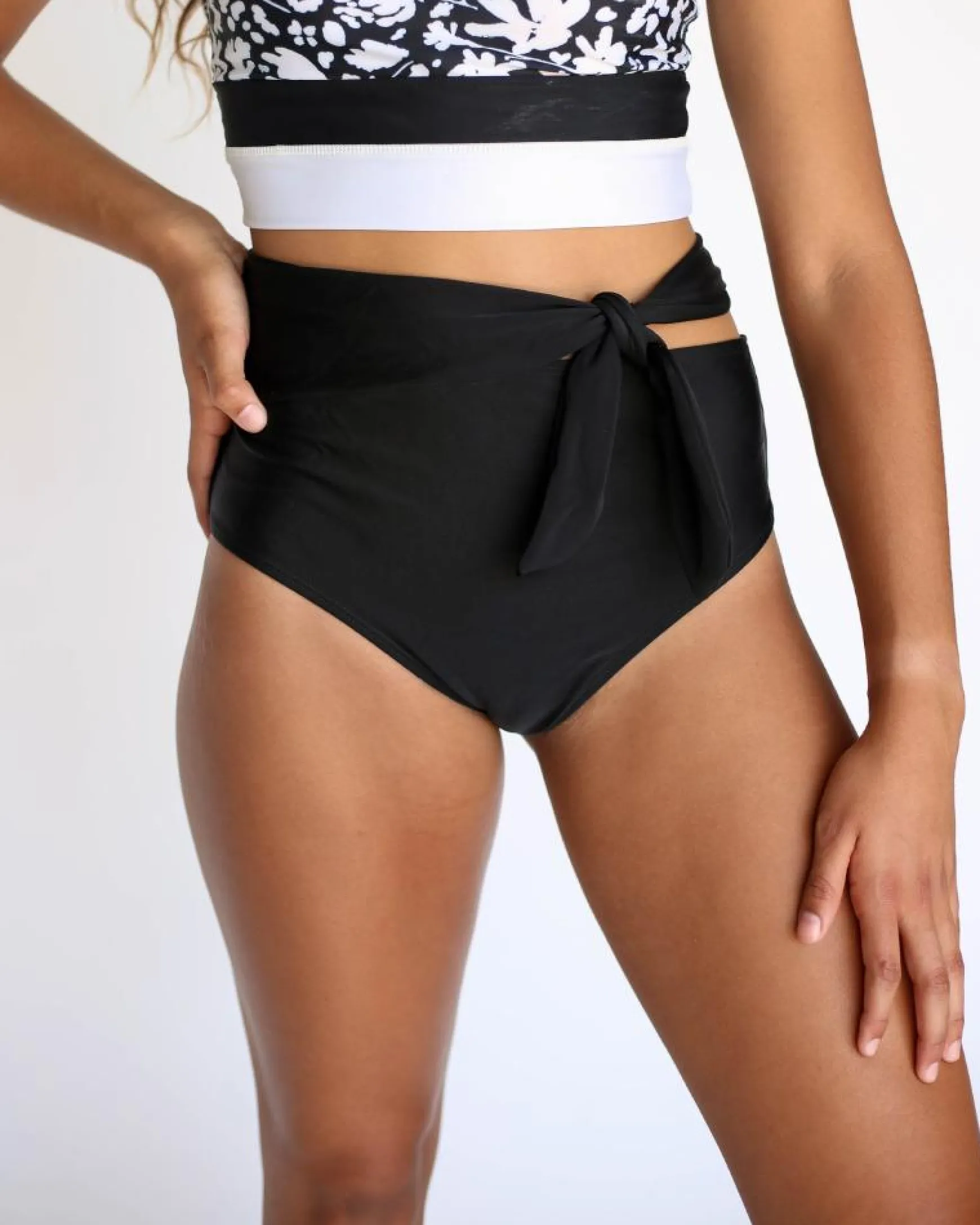 Black Side Tie Bottom
