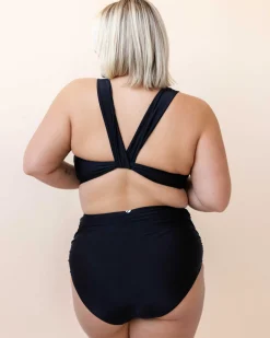 Black Switch V Crop