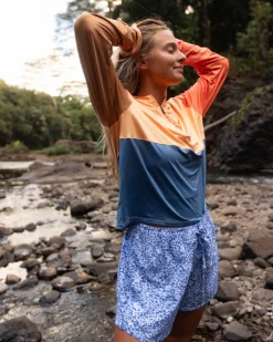 Blue Lagoon Hybrid Lake Short
