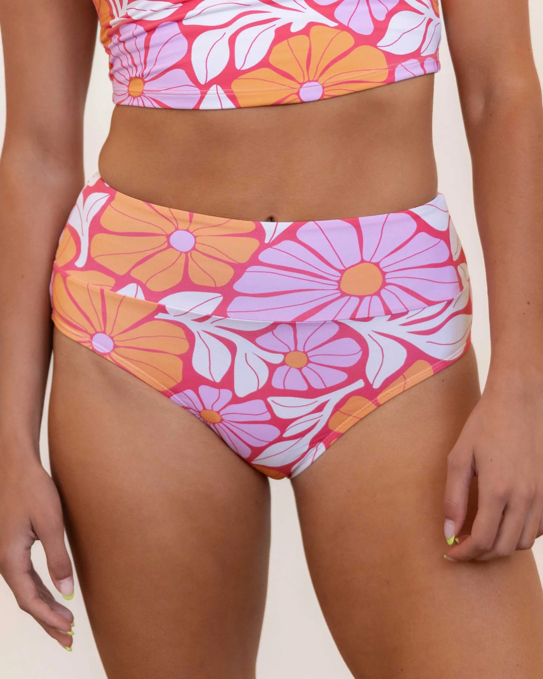 Flora Mid Rise Bottom