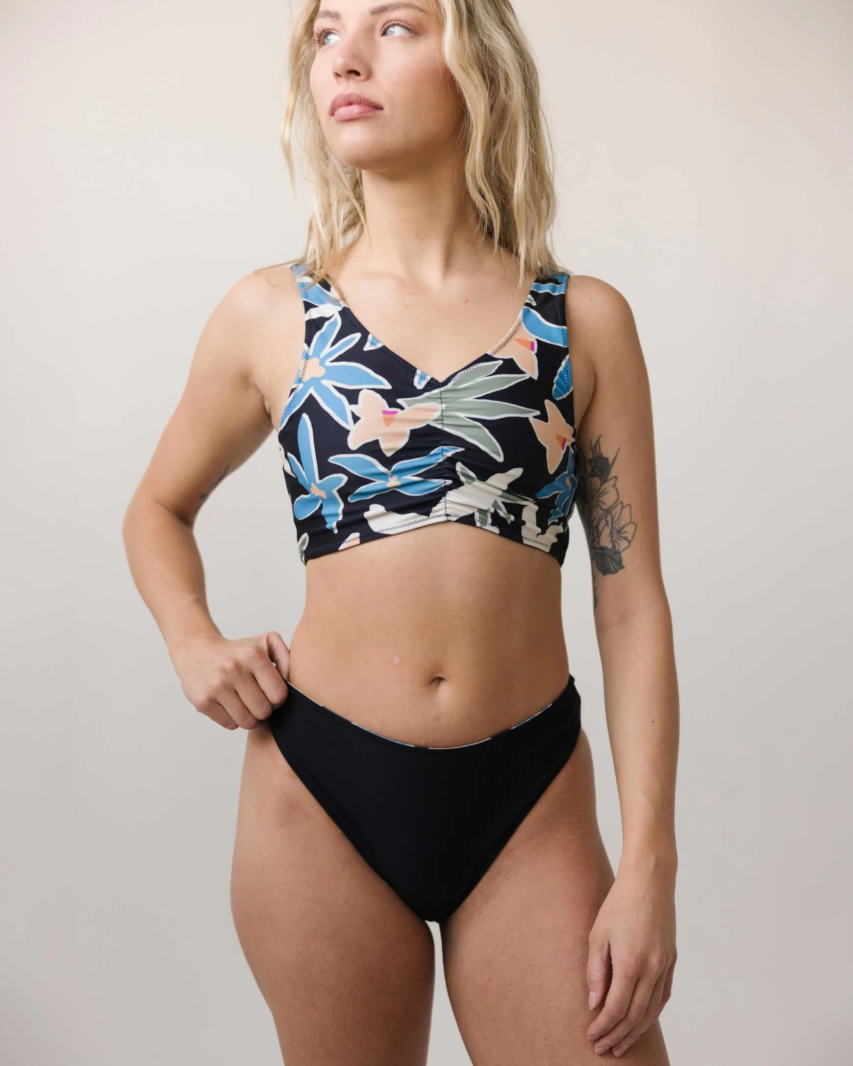 Raven Reversible High Leg Bottom