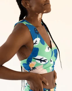 Sea Floral Switch V Crop